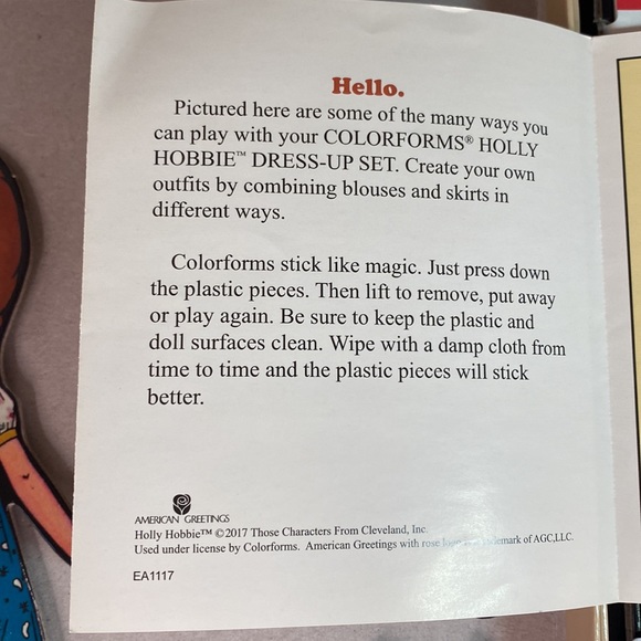 2017 Holly Hobbie Colorforms Dress Up Set - Picture 5 of 9